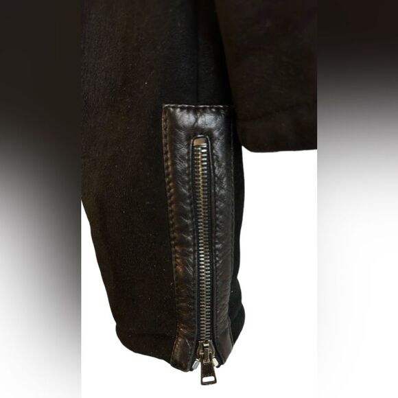 Gucci by Tom Ford Suede and 100% Shearling coat. Size 50 - Picture 3 of 12